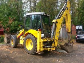 Продаем экскаватор-погрузчик New Holland B110