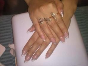 Маникюр и педикюр Shellac, наращивание, эпиляция