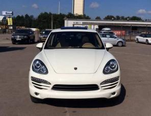 Продается Porsche cayenne 2011 года