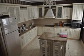Уникальные Белорусские кухни из массива и акрила