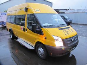 Продаю микроавтобус Ford Transit школьный 23 места