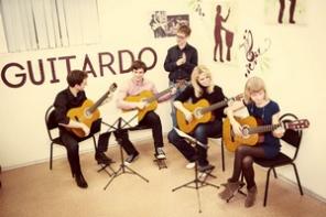  .  "Guitardo"