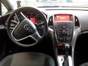 Продам Opel Astra Sports Tourer
