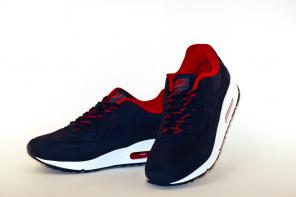 Кроссовки Nike AirMax, New Balance, Nike Cortez, Nike SB, Reebok Classic; часы G-Shock