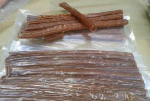 Вяленая икра и рыбные снеки от производиттеля