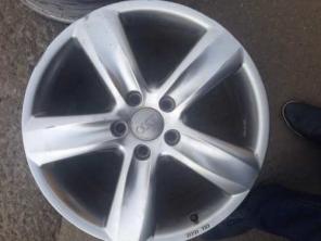 Продам диски Audi Q7 R20