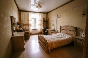 Продажа элитной 3-к. кв., Петроградский р-н, СПб