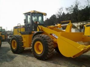Фронтальный погрузчик XCMG LW500F