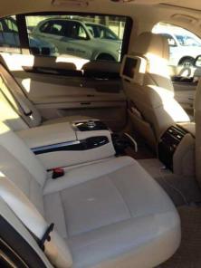 Продам BMW 750Li.