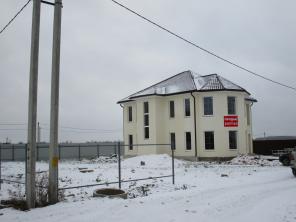 Коттедж 250 кв.м. на участке 9 сот.