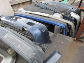 Запчасти на модели Mercedes - A168, W124, W201, W202, W220, W215, W210, W126, W140, W129, W208 (спорт-купе)