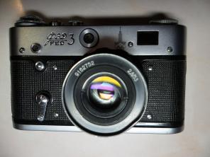 Фотоаппарат ФЭД-3 с символикой Олимпиады 80 с фотовспышками по цене 2500 руб.
