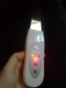Аппарат УЗ чистки лица Gezatone BioSonic + подарок