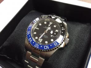 Rolex GMT-Master II.  .