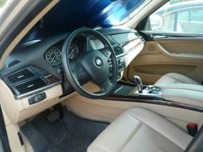 Продается BMW X5 в отличном состоянии