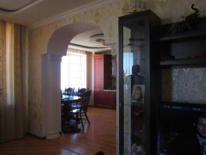 ��������, 2-� ��������� ��������, 100 �2, 8/8 �� ���� ����.