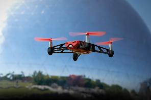 Квадрокоптер Parrot Rolling Spider, акция.