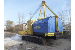 Продаем гусеничныйкран МКГ-25БР