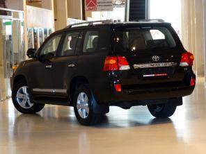 Toyota Land Cruiser 200 Brownstone