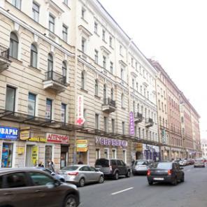 Трехкомнатная квартира 91 кв.м в переулке Гривцова