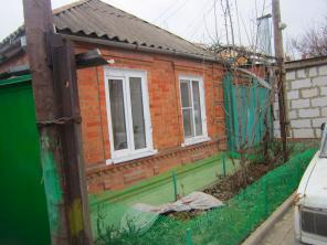 2-х комнатный, одноэтаж кирпичный дом, 37 м2, город Таганрог.