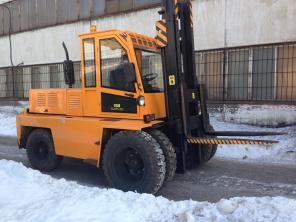 Погручзик вилочный 5 т,41030