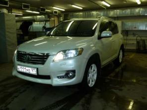 Продам Toyota Rav4 2011