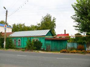 Добротный рубленый дом в центре г. Чаплыгин Липецкой области