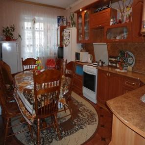 3-х комн. квартира по ул.Рабочей 11а индивидуальной планировки. Нестандартная квартира для Вас - успешных и креативных!