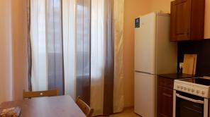 Продам 1-к. кв. 38 кв.м, СПб, Ворошилова, 29к3. Сделан ремонт.
