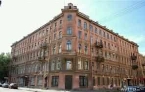 Срочно продаём квартиру в центре Питера