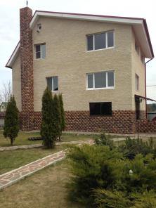 Продается 3-х этажный коттедж площадью 280 м2 на участке 15 соток