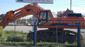 Мощный гусеничный экскаватор Doosan Solar 500LS-V