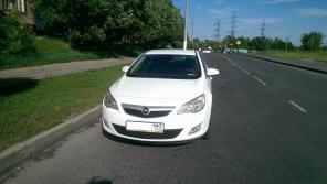Продаю Opel Astra j 1.4 turbo 6МКПП
