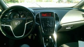 Продаю Opel Astra j 1.4 turbo 6МКПП