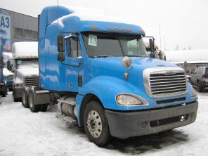 Продам Freighliner Columbia 2002 г.в. за 1 млн. рублей.