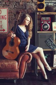    .   GUITARDO.