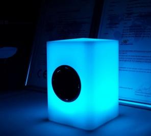 Светодиодная Bluetooth колонка Куб.