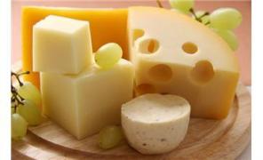 Предлагаем ассортимент сырного продукта: Юбилейный, Сливочный