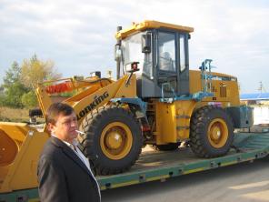 Фронтальный погрузчик Lonking CDM 833
