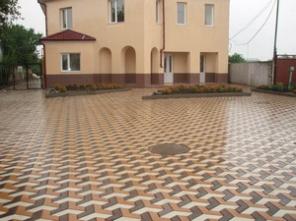 укладка тротуарной плитки,асфальтирование