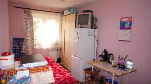 Продам гостинку Металлургов 13