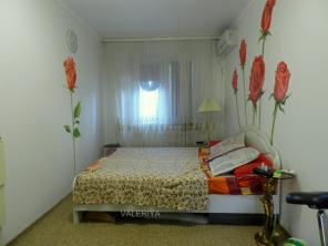 Трехкомнатная квартра в районе Магистрали