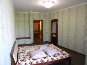 Продается дом в Ялте плщ. 244м2
