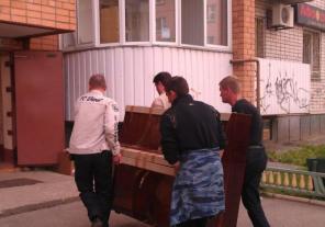Услуги грузчиков и разнорабочих. Персонал всегда в наличии.