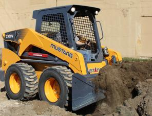 минипогрузчик бобкэт мустанг 3300V ( аналог Bobcat S770 )