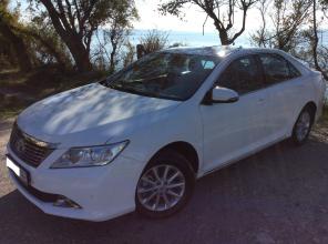 Продам Toyota Camry 2013 года я 1 хозяин