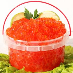 Красная икра и краб с Камчатки