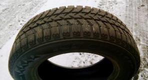  .  Bridgestone195/65r15 Ice Cruis