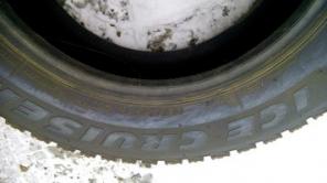 зимние шипов. новые Bridgestone195/65r15 Ice Cruis